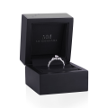 Elegante - Anillo de moissanita de talla marquesa con piedras laterales minimalistas de inspiración vintage