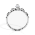 Elegante - Anillo de moissanita de talla marquesa con piedras laterales minimalistas de inspiración vintage