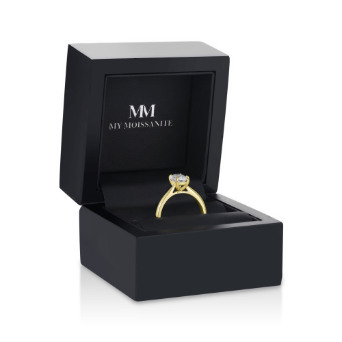 Elysium - Anillo solitario de moissanita de talla esmeralda