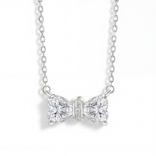 Pairle - Collar con dos moissanitas de talla corazón y barra central en pavé