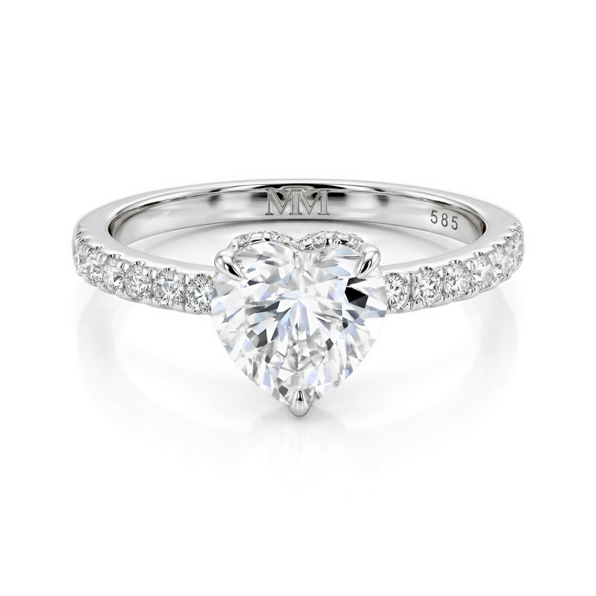 Amoretta - Anillo de compromiso de moissanita de talla corazón con hombros en pavé