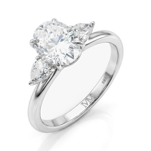 Vivienne - Anillo de Compromiso Trilogía de Moissanita Talla Oval