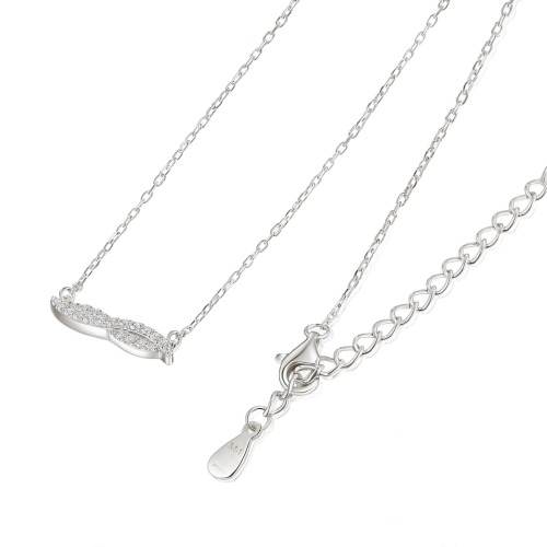 Astrid - Collar de Moissanita Inspirado en la Talla Marquesa con Engaste Pavé