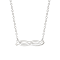 Astrid - Collar de moissanita inspirado en la forma marquesa con engaste pavé