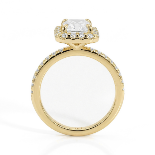 Esmeralda – Anillo de moissanita de talla esmeralda en engaste con halo