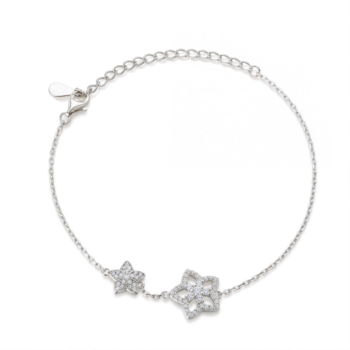 Fiorella - Pulsera ajustable con charm de flor de moissanita y engastes en pavé