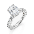 Majestica - Anillo de Moissanita de Talla Oval Con Piedras Laterales