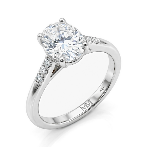 Mirage - Anillo de compromiso de moissanita de talla oval con piedras laterales en pavé