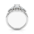 Gardenia - Anillo de compromiso de moissanita oval con detalles en forma de corazón y redondos