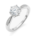 Stellar - Anillo de Compromiso de Moissanita con Piedras Laterales en Engaste Pavé y Brazo Dividido