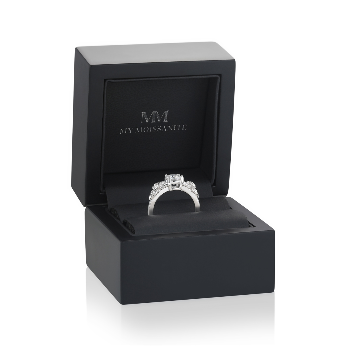 Roselle - Anillo de compromiso de moissanita con diseño floral y engaste pavé