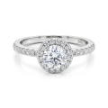 Dynara - Anillo de compromiso de moissanita con halo y aro en pavé