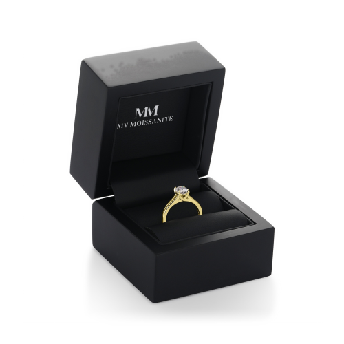 Grace – Anillo de doble brazo de moissanita de talla oval