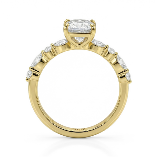 Ava - anillo de moissanita de talla princesa