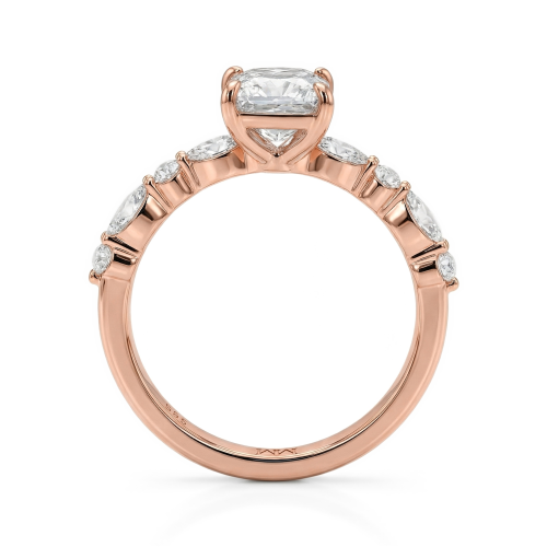 Ava - anillo de moissanita de talla princesa