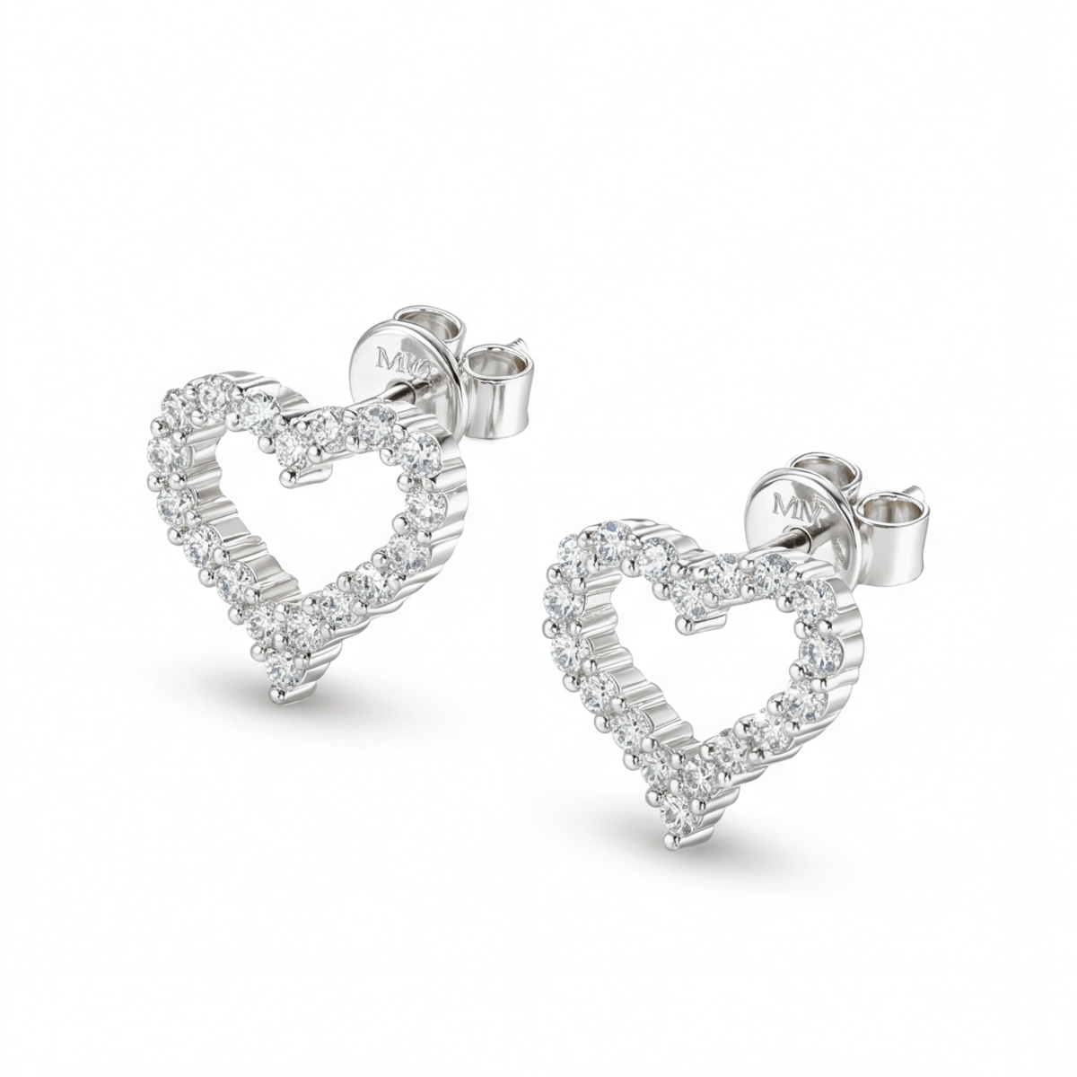 Corazon - Pendientes de botón de moissanita con engaste pavé en forma de corazón