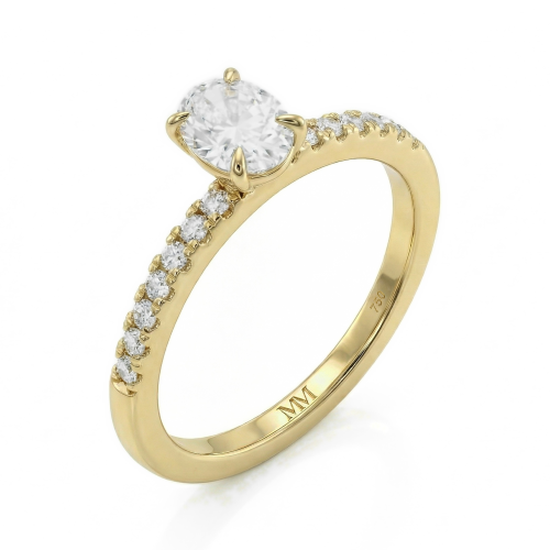 Nina - Anillo de moissanita oval con piedras laterales en pavé