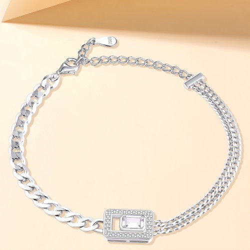 Verdura - Pulsera de moissanita de talla esmeralda con diseño de halo