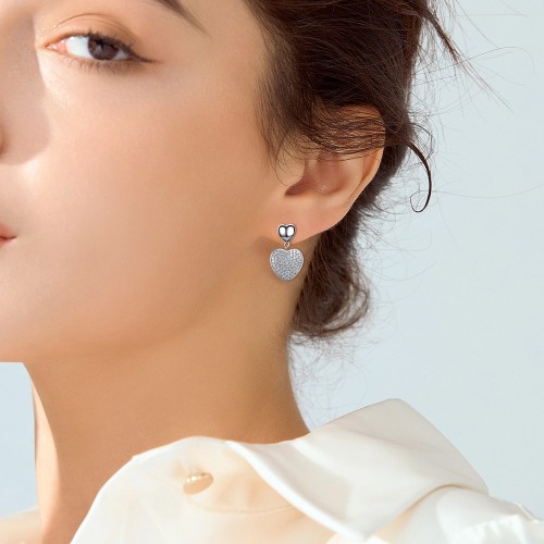 Hearts of Pavé - Pendientes colgantes de moissanita con pavé