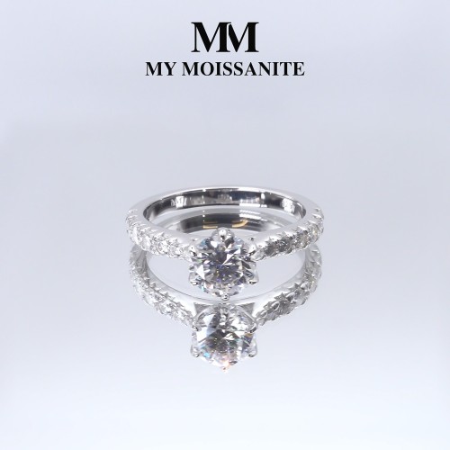 Yuliana - Anillo de compromiso de moissanita con engaste en forma de tulipán y deslumbrantes piedras laterales